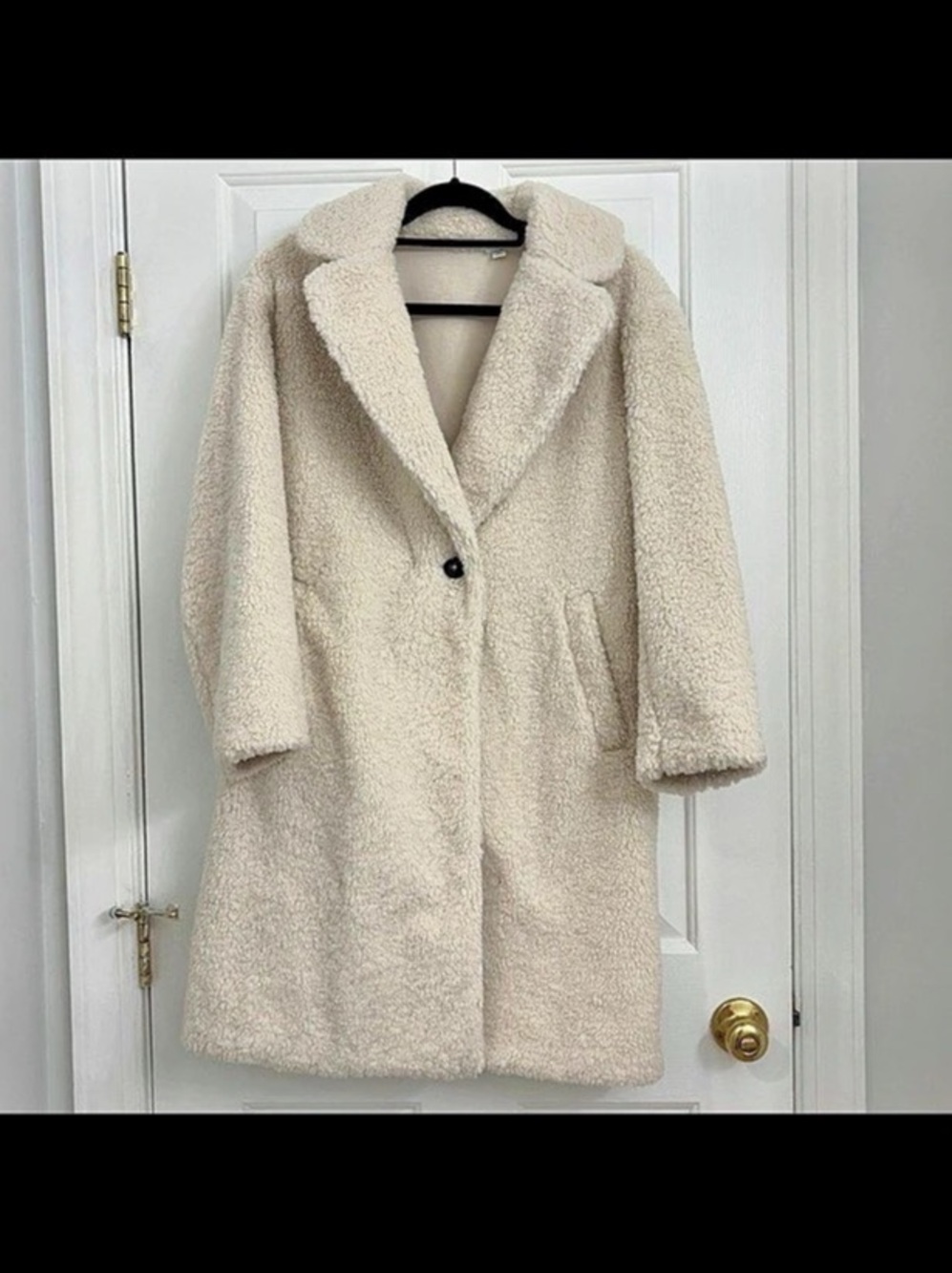 Uniqlo Women’s White Teddy Jacket XS